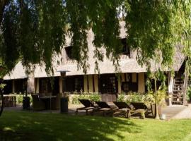 chaumière familiale weekend & vacances paisible，位于Saint-Philbert-sur-Risle的酒店