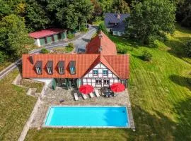 Amazing Home In Eiterfeld With Wifi
