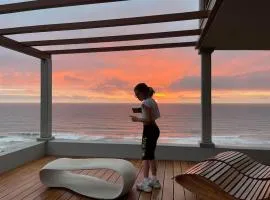 Feel the Ocean Design Apartment