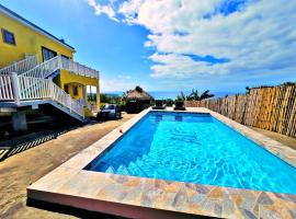 Desired View vacation rentals，位于LʼIvrogne的海滩短租房