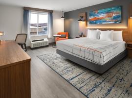 La Quinta Inn & Suites by Wyndham Williston Burlington，位于Williston伯灵顿国际机场 - BTV附近的酒店