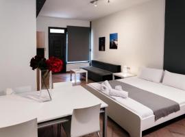OUR Luxury Studio，位于卡瓦拉的酒店