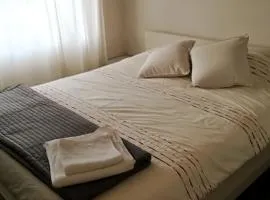 APARTAMENTO ACOGEDOR CON BONITAS VISTAS. E-BI-609