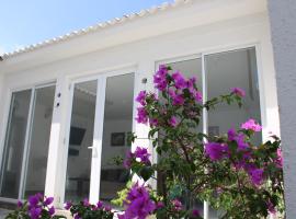 CasaMuyuyo - Hermosa Casa de Playa a 1h20 de Guayaquil，位于普拉亚斯的酒店