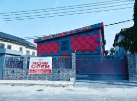 Triple Tee Luxury Hotel & Service Apartments Surulere，位于拉各斯的酒店