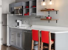 Hawthorn Extended Stay by Wyndham Williston Burlington，位于Williston的酒店