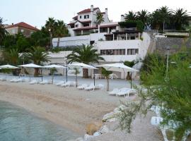 Beach Villa Bozikovic，位于珀德垂那的豪华型酒店