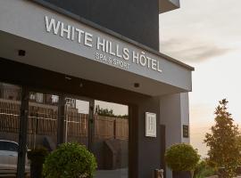 WHITE HILLS HOTEL spa&sport，位于乌日霍罗德的Spa酒店