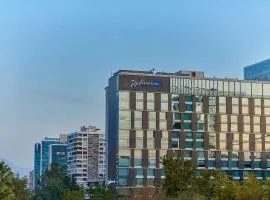 Radisson Blu Plaza El Bosque Santiago