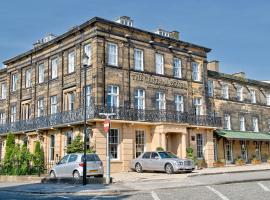 The Central Hotel，位于斯卡伯勒的酒店