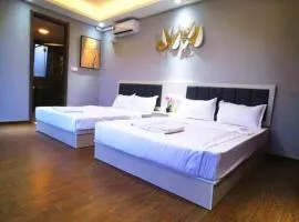 Peaceful ForestCity Fringe Villa 12 pax