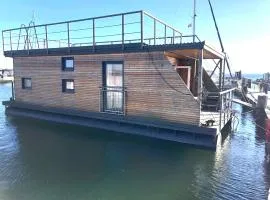 Hausboot - Stina
