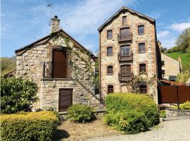 The Old Mill Holiday Cottages, Nr Mold，位于莫尔德的酒店