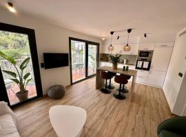 Moderno y acogedor apartamento con terraza “ Llebeig”，位于索列尔的酒店