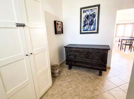 B&B Lichitu，位于Sedilo的酒店