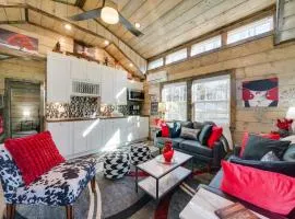 Pet-Friendly Broken Bow Cabin Hot Tub and Fireplace
