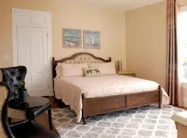 MayLi Place Luxury King Suite Downtown St Augustine