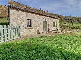 Gîte authentique -Mont Lozère，位于Les Bondons的度假屋