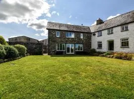 5 Bed in Brecon 90660