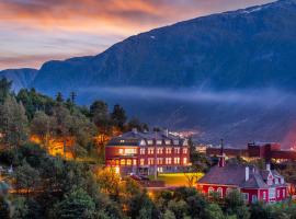 蒂瑟达尔酒店，位于蒂瑟达尔的酒店