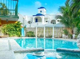 RedDoorz @ Yahweh Spring Retreat & Resort Laguna，位于卡兰巴的带泳池的酒店