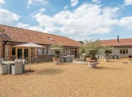 Hill Farm Massingham