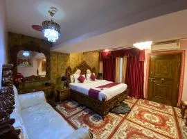 Hotel 97 Inn- Andheri Versova
