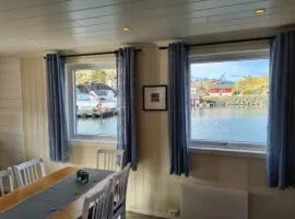 Damperiholmen cabin