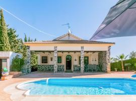 Beautiful Home In Casariche With Private Swimming Pool, Outdoor Swimming Pool And Swimming Pool，位于Casariche的度假短租房