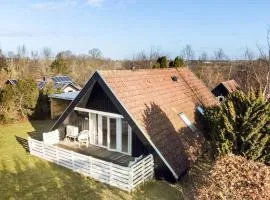 3 Bedroom Beautiful Home In Vordingborg