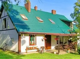 Amazing Apartment In Chwarzenko