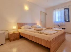 Lucijana Room，位于诺维格勒伊斯特拉的酒店