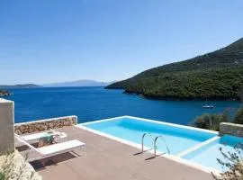 VILLAS MIRO - Luxury Villas with Direct Sea Access for 14 people