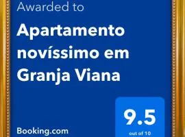 Apartamento novíssimo em Granja Viana