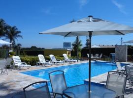 Hotel Green Village，位于Jardinópolis的酒店