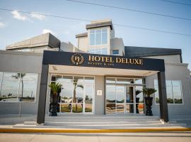 HT Hotel Deluxe Resort & SPA，位于圣地亚哥-德尔埃斯特罗的酒店