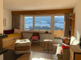 Casa Splendusa - sonnige Wohnung in Brigels，位于布赖尔的酒店