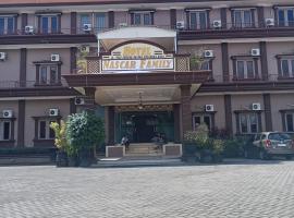 Hotel Nascar Famili