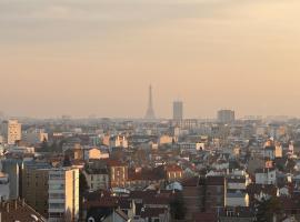 Enjoy Eiffel Tower Views from Home, Only 20 Minutes to Paris Center，位于科隆布的民宿