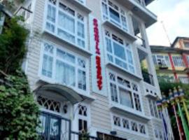 Hotel Sonar Bangla Darjeeling , West Bengal，位于大吉岭的酒店