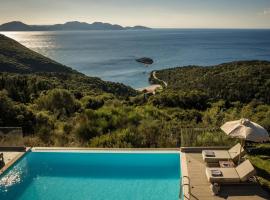 Entheos Private Villa Fiskardo Kefalonia Greece，位于费斯卡尔德宏的酒店