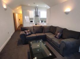 Stylish 1 Bedroom Flat in the Heart of Staines，位于Staines upon Thames的酒店