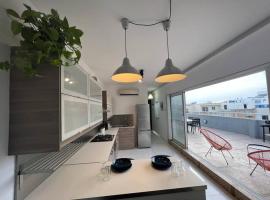 Penthouse with Immense Outdoor Area，位于纳克萨的酒店