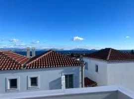 Spetses maisonette 2 bedrooms for 6 persons.