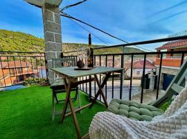 Casa Rural, “El Andador”，位于El Hoyo de Pinares的酒店
