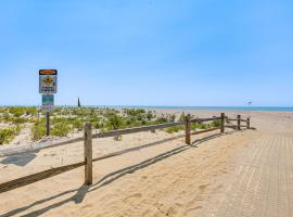 Family-Friendly Ocean City Condo Walk to Beach!，位于大洋城的酒店