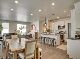 Modern Heber City Getaway Mountain View, Hot Tub!，位于希伯城的酒店