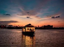 Alice Houseboats Alleppey