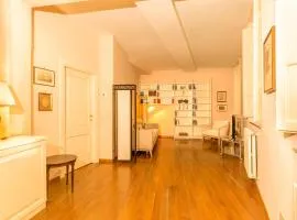 Il Gallo - Charming Apartment in Lucca Heart