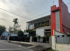 OYO 93635 Rumah Singgah Cemara Syariah